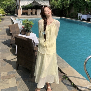 黄色奶fufu系带长袖上衣吊带套装女2025夏季新款显瘦半身裙三件套图片
