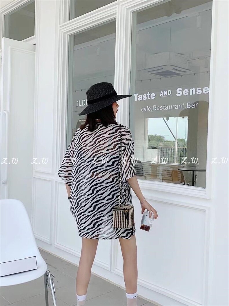 超薄料烫钻上衣，女装，卡笛琇