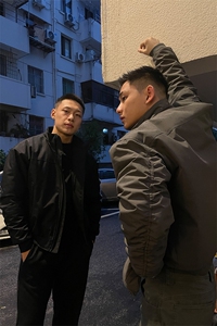 美式痞帅飞行夹克外套男款秋季一整套ootd穿搭套装硬汉工装牛仔裤图片