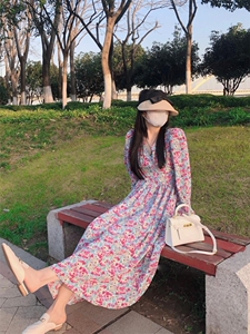 夏季新款时尚潮流女装图片