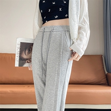 浅灰色早秋季微喇卫裤女秋冬新款休闲运动小个子阔腿喇叭裤，女装休闲裤，云美莎专业女裤-全店现货
