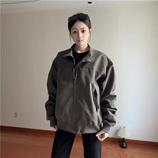深灰色