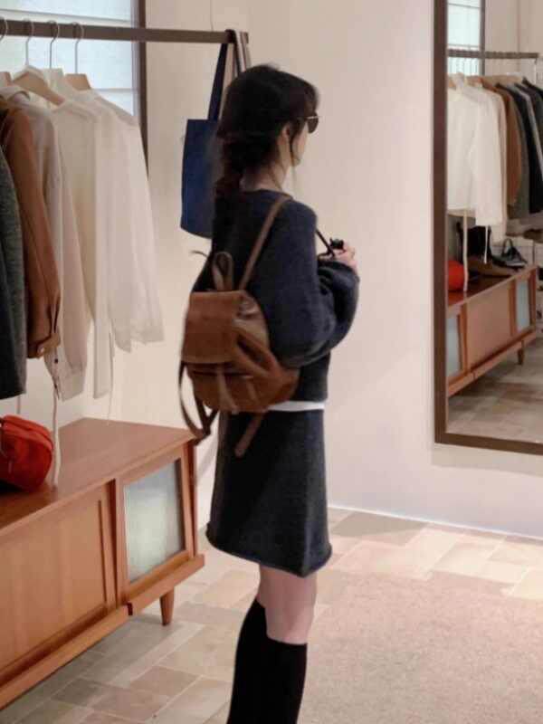 2025年秋季时尚百搭通勤简约休闲套装短裙,女装套装/套裙,佳弈羊绒