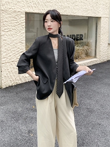 210-3278-P155-K228高级松弛感休闲条纹飘带西装外套2025年秋季图片