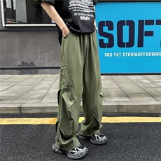 军绿色