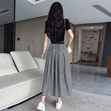 水衣源2719款半身裙女夏季新款A字版显瘦伞裙格纹气质半裙，女装半身裙，水衣源