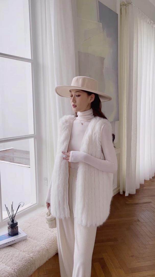 现货皮毛一体马甲，女装马甲，杜十衣社