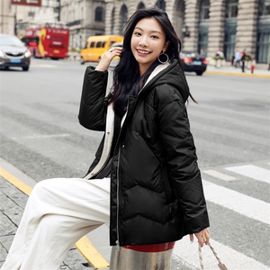 时尚显瘦系带连帽白鸭绒羽绒服女冬季新款保暖外套图片