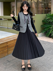 2025年秋季时尚潮流显瘦高级感长袖马甲两件套裙，女装套装/套裙，超帛