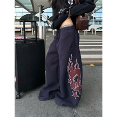 藏青色
