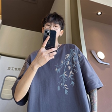 深灰色