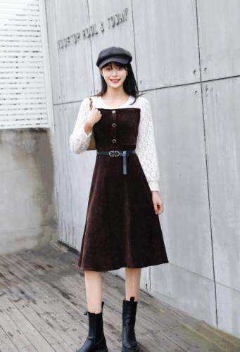 春季新款，蕾丝拼接修身显瘦气质连衣裙，女装连衣裙，东洋天堂之花