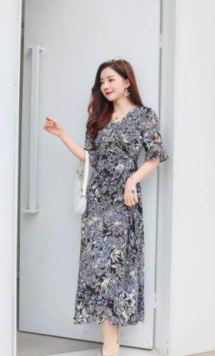 夏季新款连衣裙，女装连衣裙，艾伊贝雪