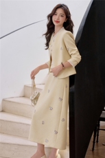 【bao款现货】2025秋装新款刺绣蝴蝶斜门襟套装长裙小香两件套，女装套装/套裙，雅静靓衣