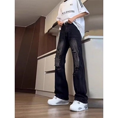黑色