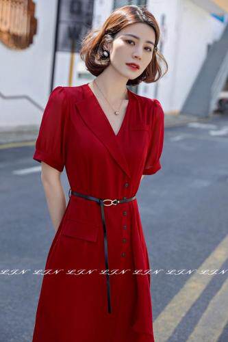 简约大方醋酸连衣裙，女装连衣裙，莲佳妮