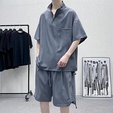 灰色
