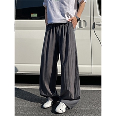 灰色