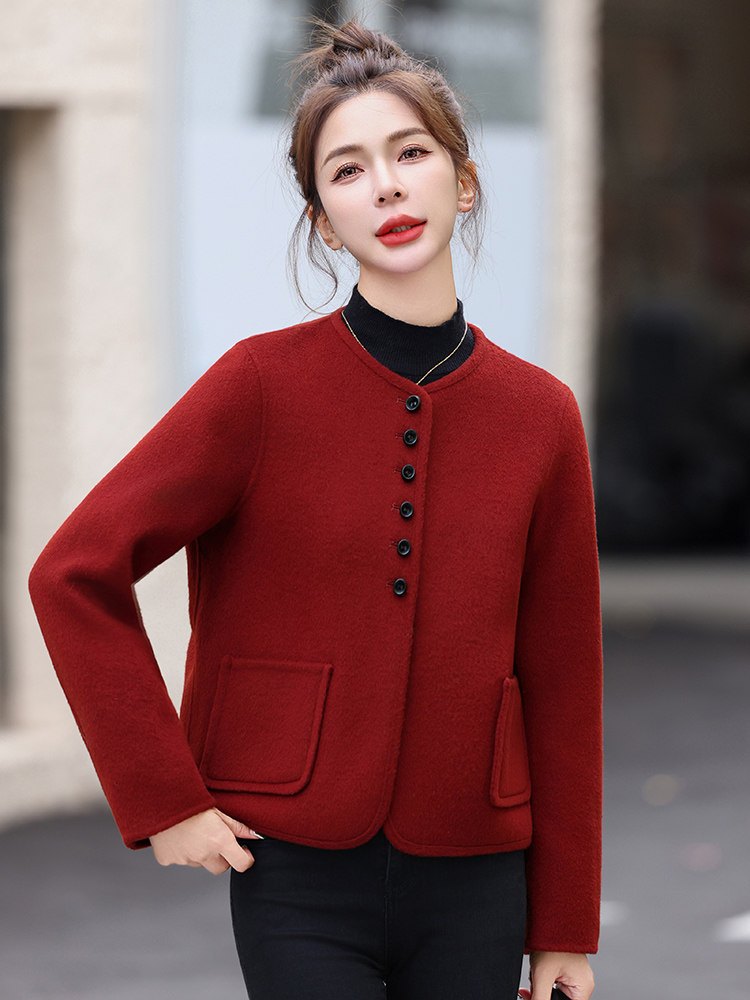 轻奢国风羽绒服女冬季2024年新款时尚洋气宽松复古撞色新中式外套,女装双面呢大衣,衣之秀