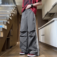 灰色