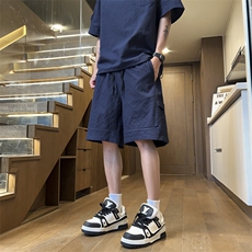 藏青色