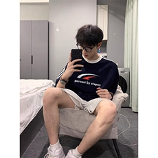 藏青色