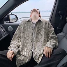 卡其色