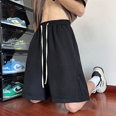 黑色