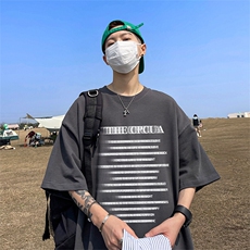 深灰色