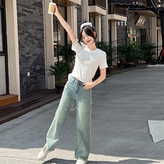 新款民族风刺绣牛仔套装女两件套显瘦时尚潮流，女装套装/套裙，凯芙莉服饰