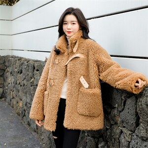 2021女装颗粒绒外套短款秋冬新款宽松百搭皮毛一体羊羔毛大衣潮
