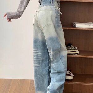 美式复古浅蓝色破洞牛仔裤男女情侣年春秋设计感直筒高腰阔腿裤图片