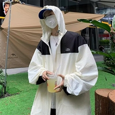 白色
