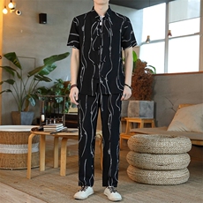 黑色