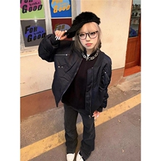 藏青色