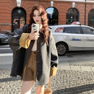 针织披肩灰色毛呢外套女春秋2025新款独特超好看流行爆款超火上衣图片