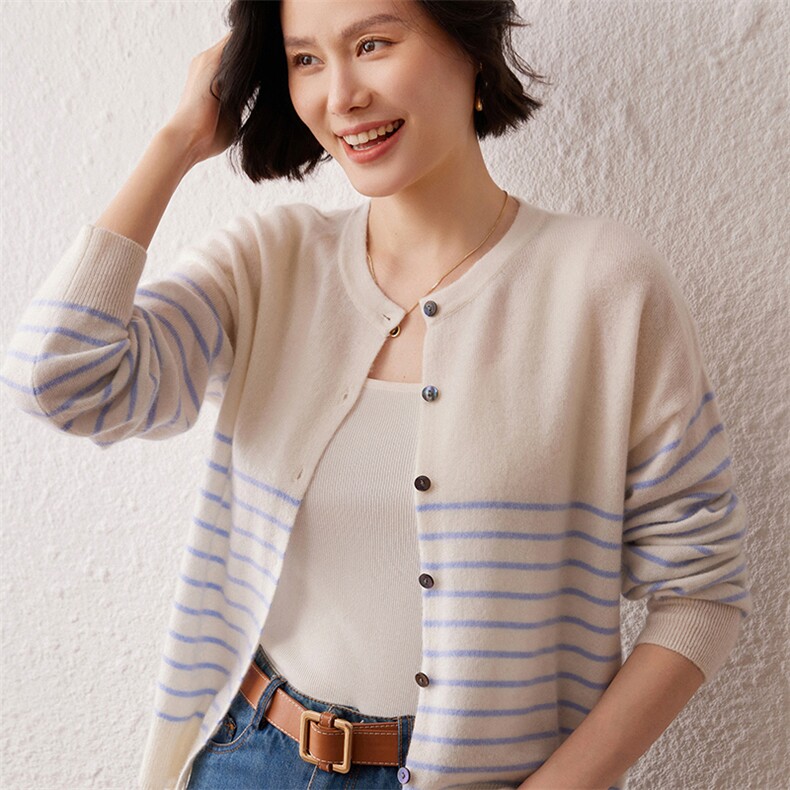 2024秋季新款圆领长袖时尚条纹女士开衫百搭35%羊绒衫,女装羊绒衫,雪真羊绒高端店