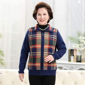 中老年人毛衣开衫女羊毛外套针织爸爸妈妈情侣装本命年爷爷奶奶图片