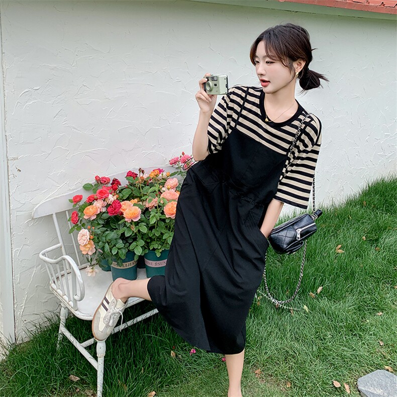 撞色条纹淡人假两件连衣裙夏季新款设计感小众宽松显瘦休闲背带裙,女装套装/套裙,2C239