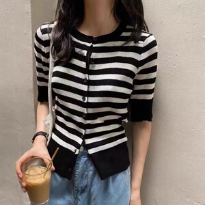 夏季针织小衫图片