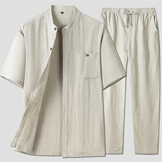 浅灰上衣+浅灰裤子