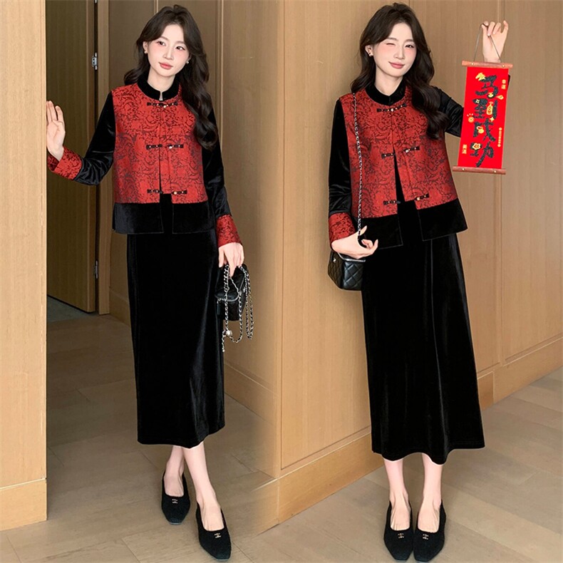 2026年春季新中式高级感洋气无袖马甲搭配金丝绒连衣裙两件套，女装马甲，超帛