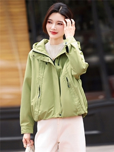 高级感羽绒服女短款秋冬2025新款流行小个子时尚减龄连帽外套图片