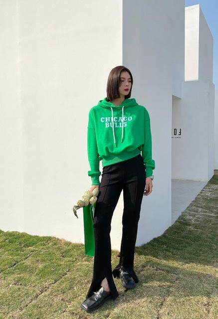 春款：皮衣，牛仔，衬衣，卫衣，女装皮衣，one step