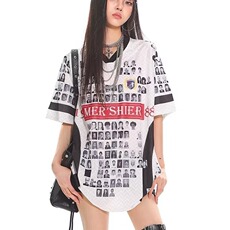 夏季2025新款美式复古黑白人像满印短袖T恤设计感宽松V领球衣男女，男装T恤，星座1210-1