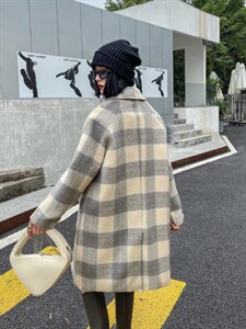 冬季新款大衣俩色图片