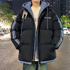 深蓝色