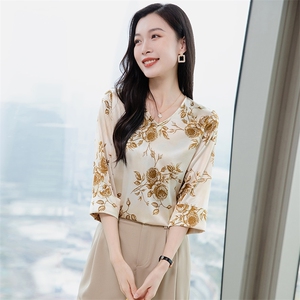 五分袖真丝衬衫女上衣T恤2026春夏装中袖印花中年妈妈真丝小衫t图片