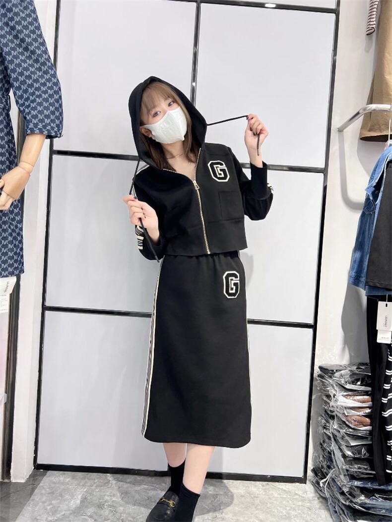 2Q21款秋装，其它，圣·雅姿