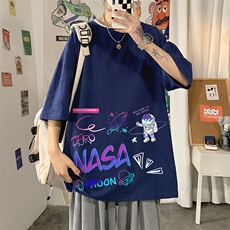 宝蓝色